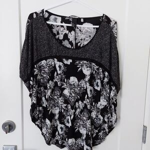 H&m flowy floral top